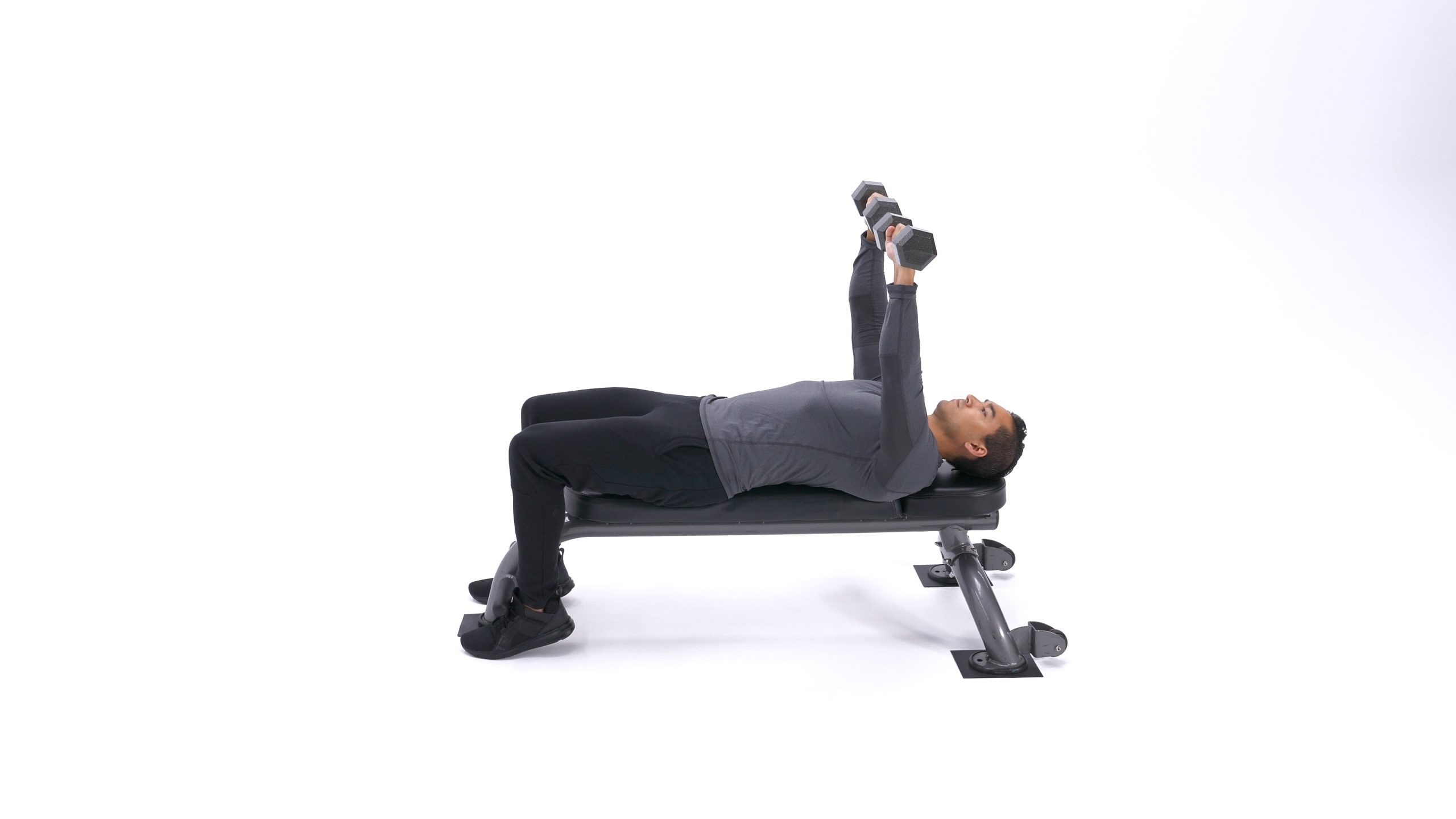 پایان حرکت پرس سینه دمبل با تمرکز بر عضلات سینه و سرشانه